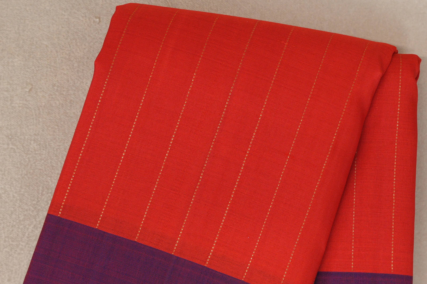 Tomato Red with Dual Tone of Red & Blue Borders Plant Based Kanjivaram Silk Saree body