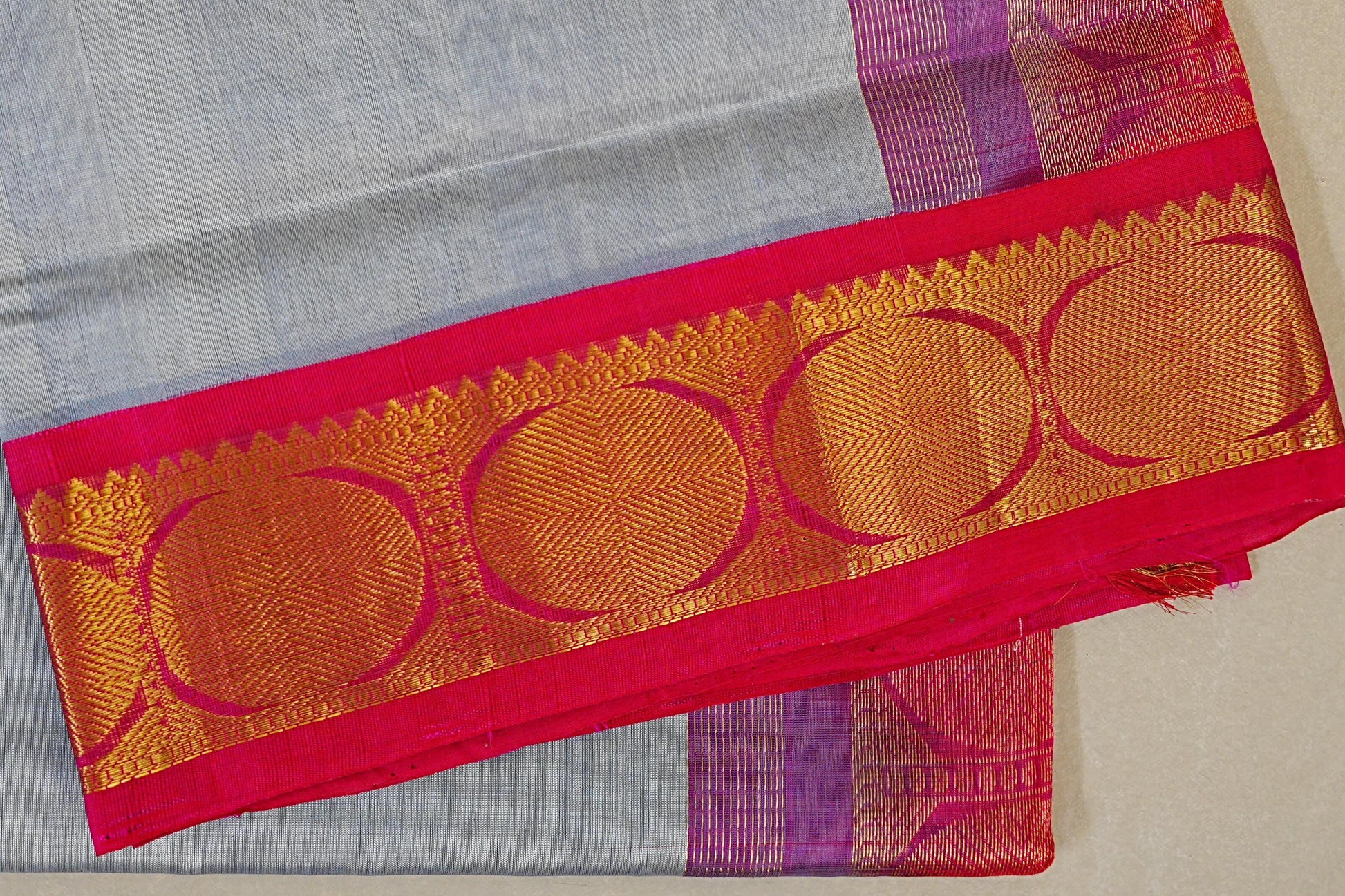 Silver Grey with Rani Pink Borders Silk Cotton Saree border zoom