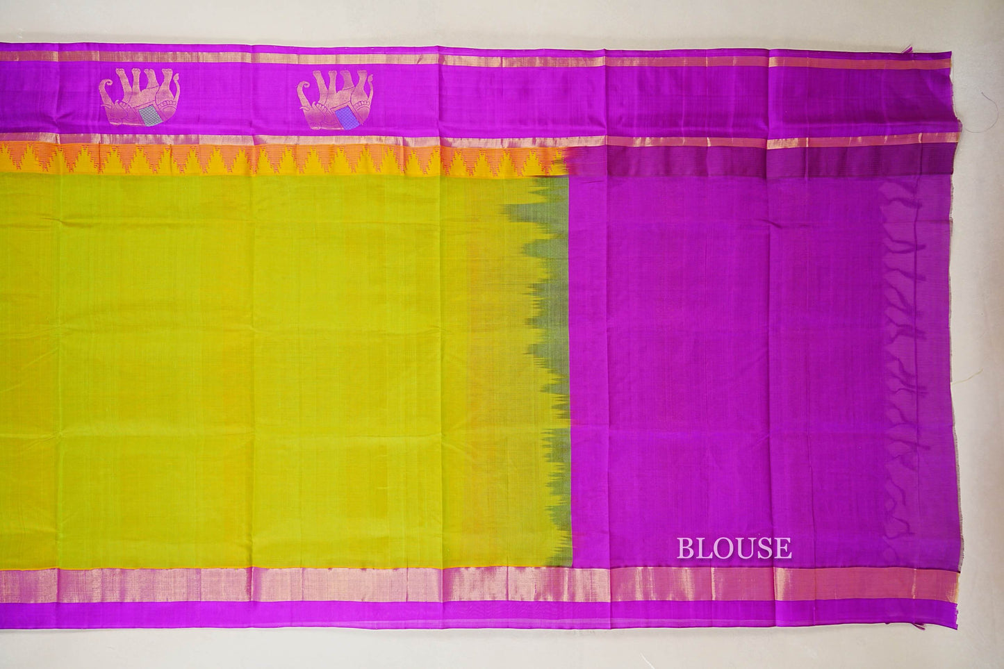Parrot Green with Dark Magenta Borders Silk Cotton Saree blouse