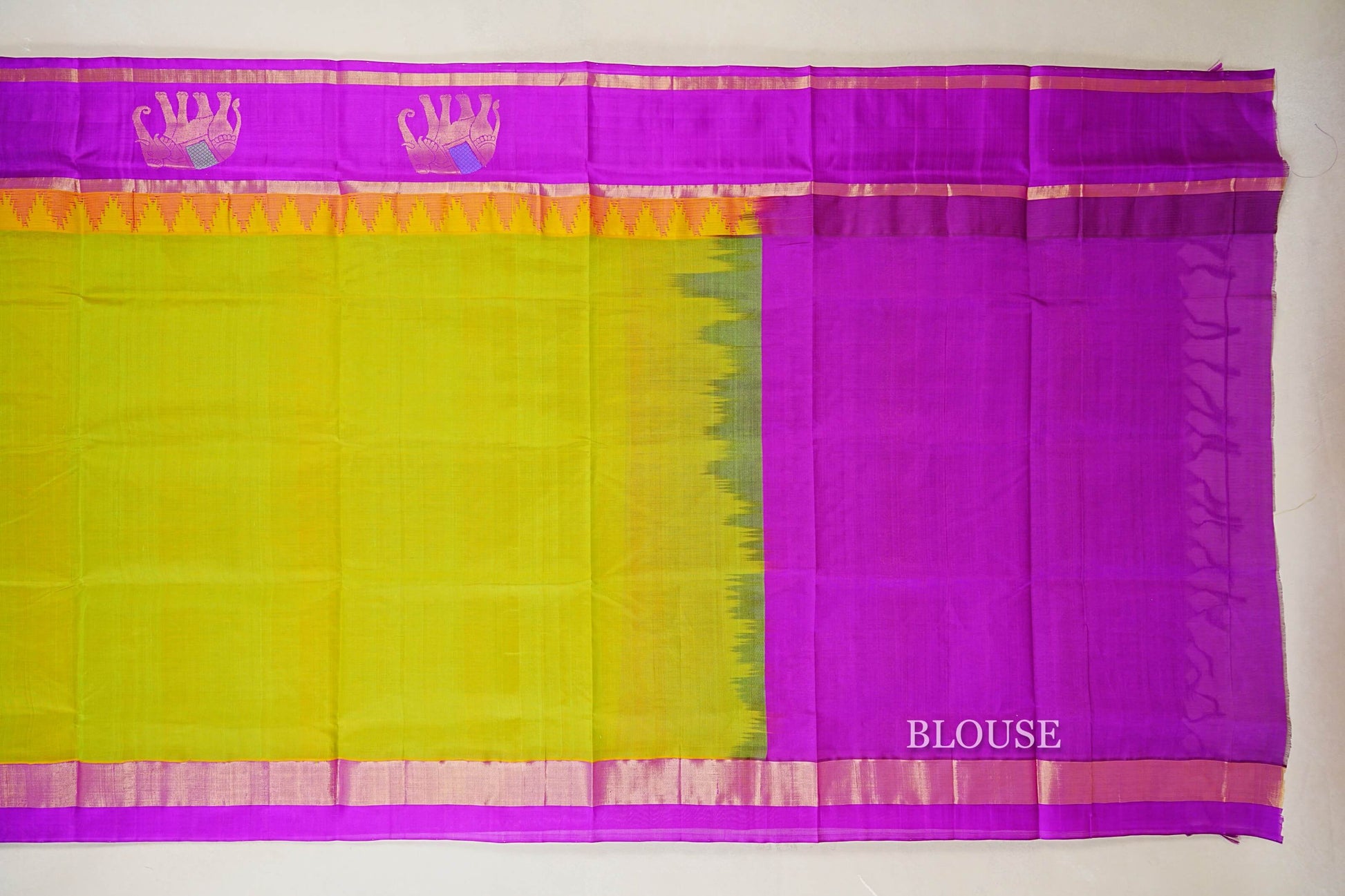 Parrot Green with Dark Magenta Borders Silk Cotton Saree blouse