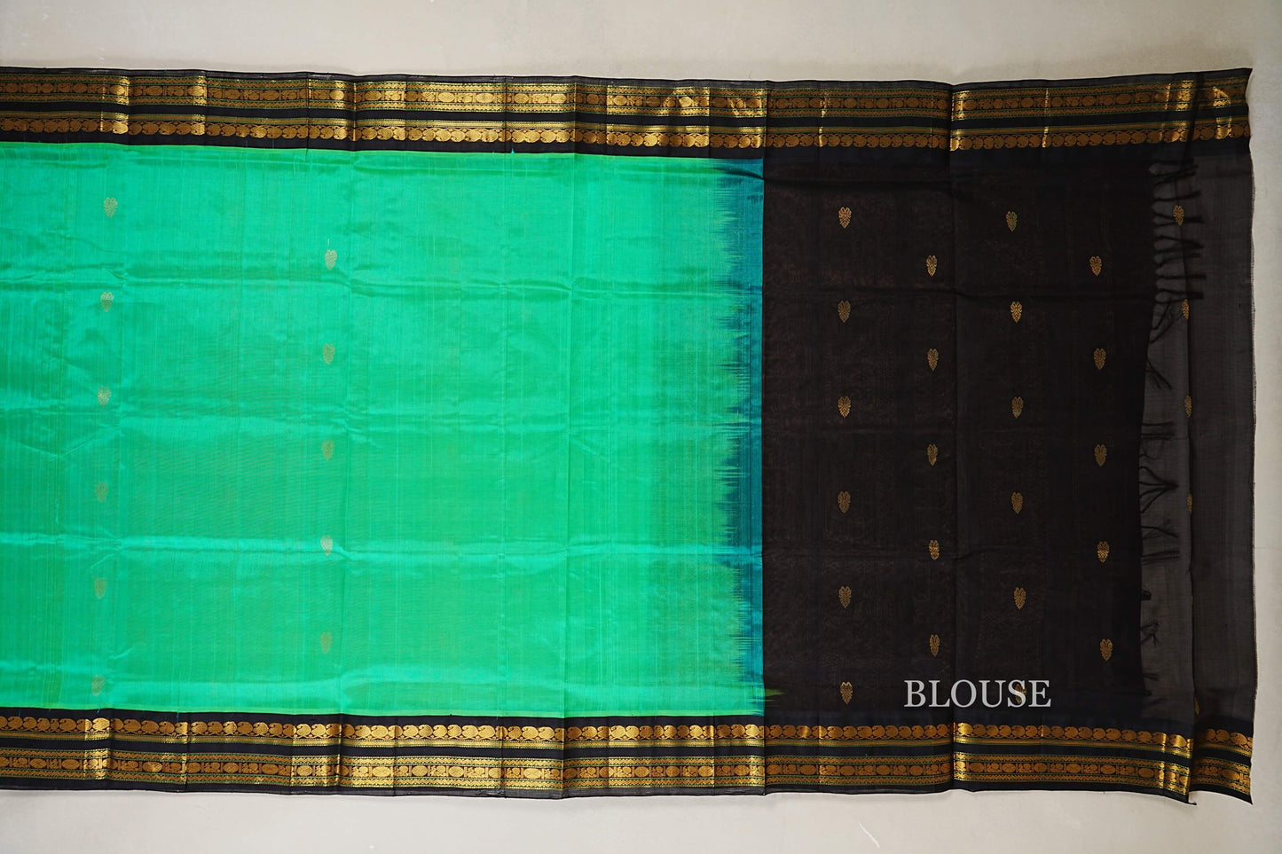 Sea Green with Black Borders Silk Cotton Saree blouse