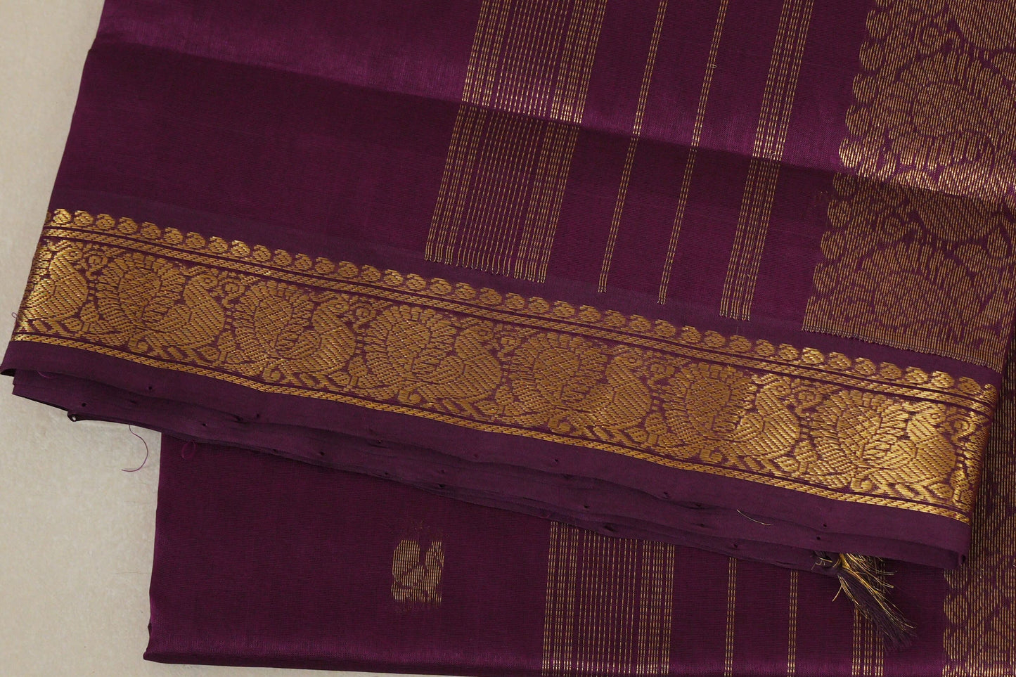 Plum Vegan Silk Cotton Saree border zoom