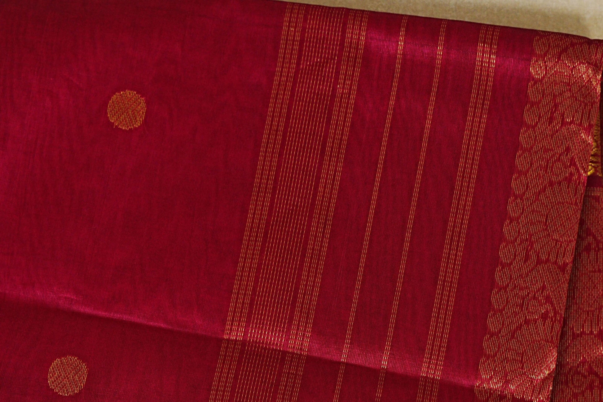 Reddish Pink vegan silk cotton saree body zoom