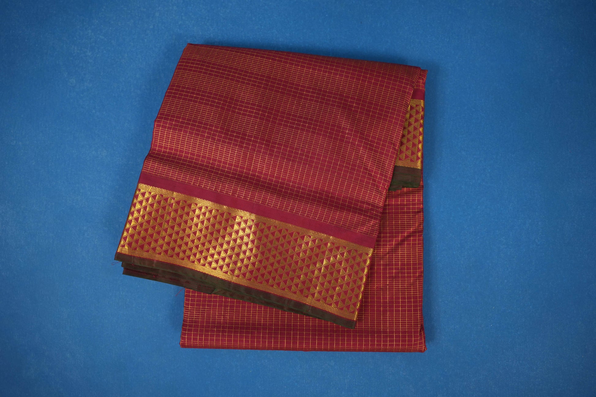 Maroon ten yards madisar silk saree