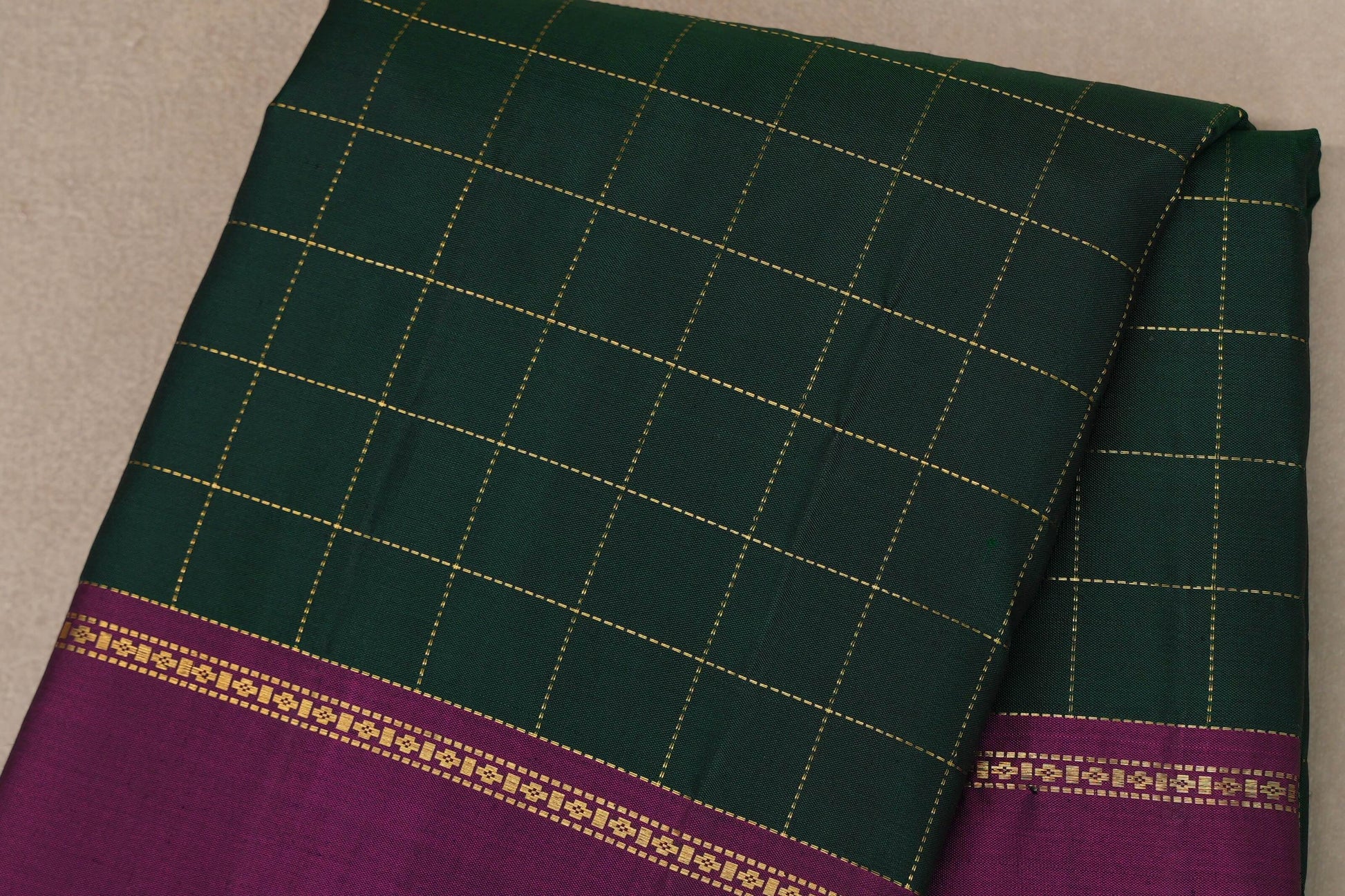 Deep Bottle Green with Deep magenta Vintage Kanjivaram Silk Saree by Shreenivas Silks body