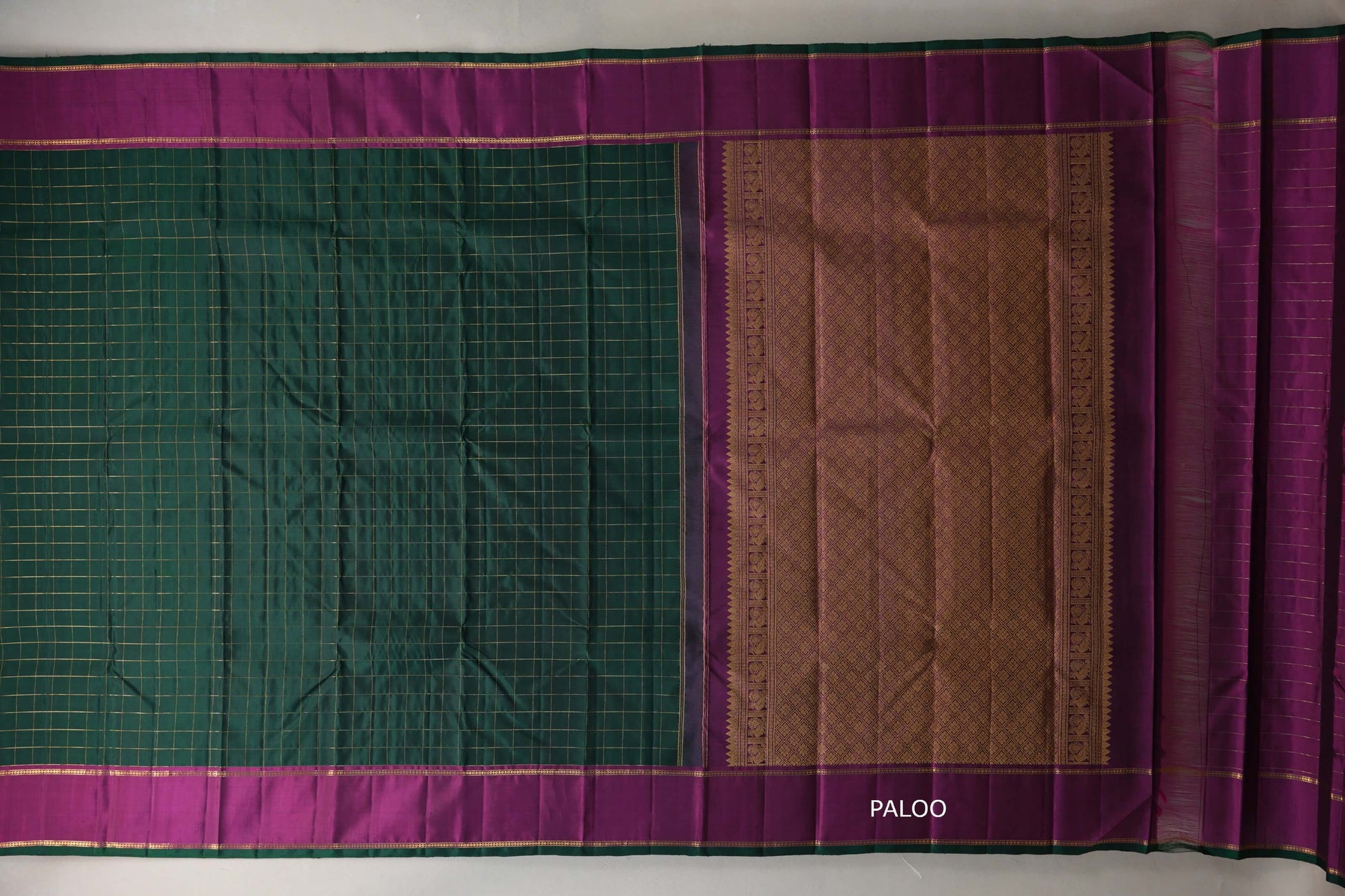 Deep Bottle Green with Deep magenta Vintage Kanjivaram Silk Saree by Shreenivas Silks paloo