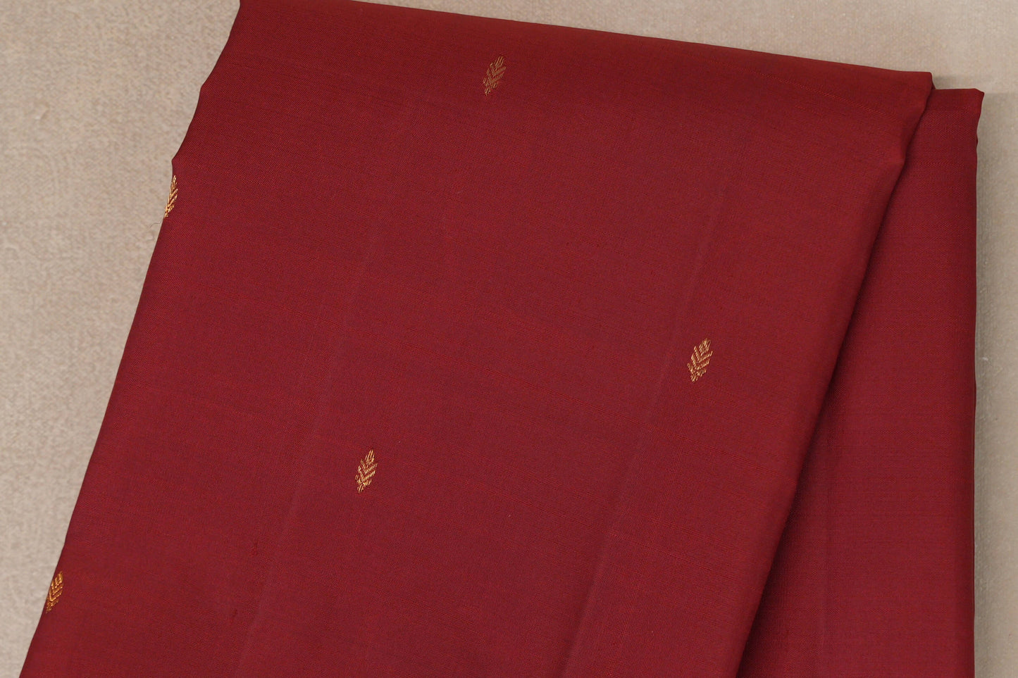 Deep Maroon Vintage Kanjivaram Silk Saree body