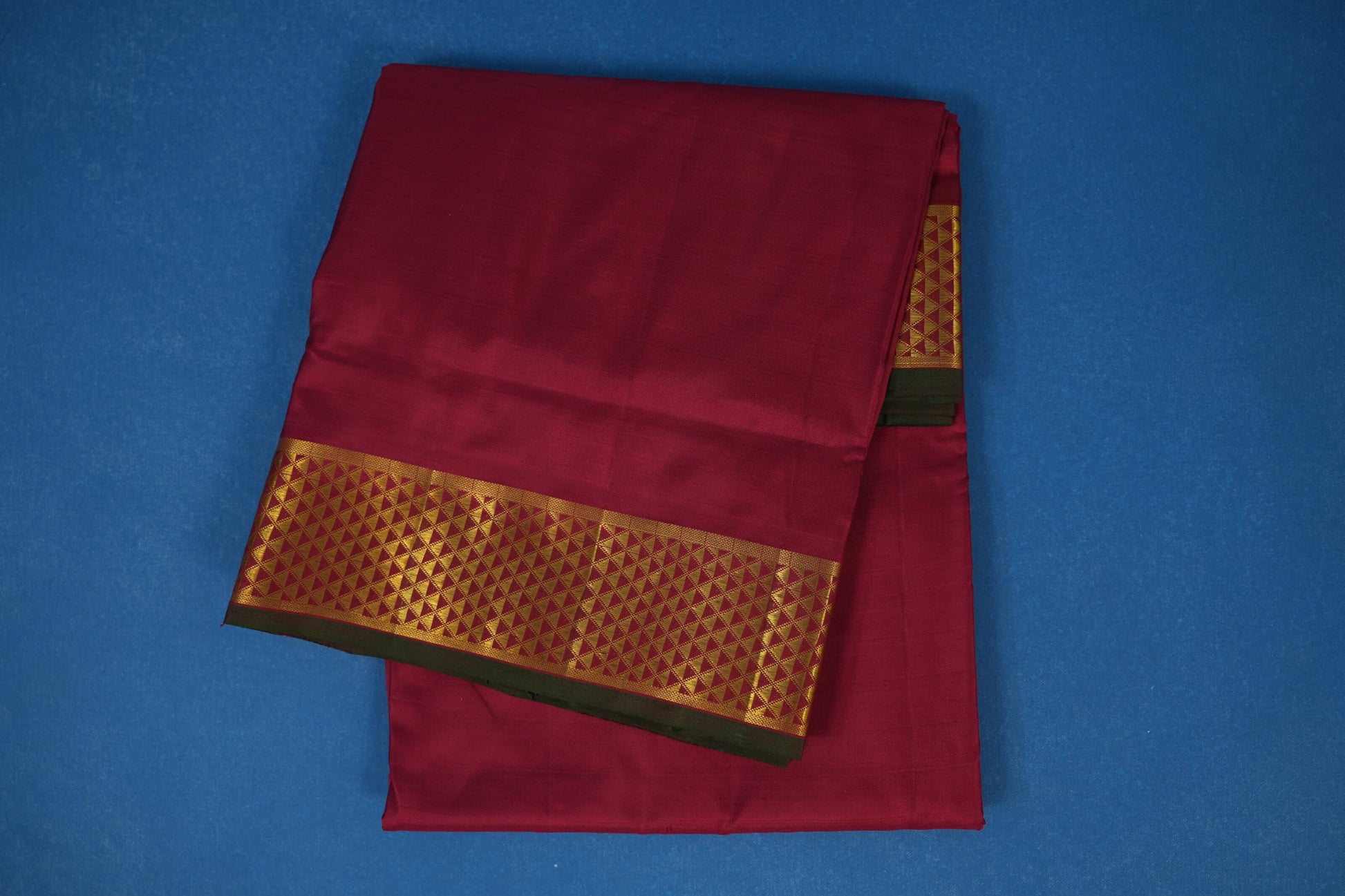Maroon ten yards madisar silk saree