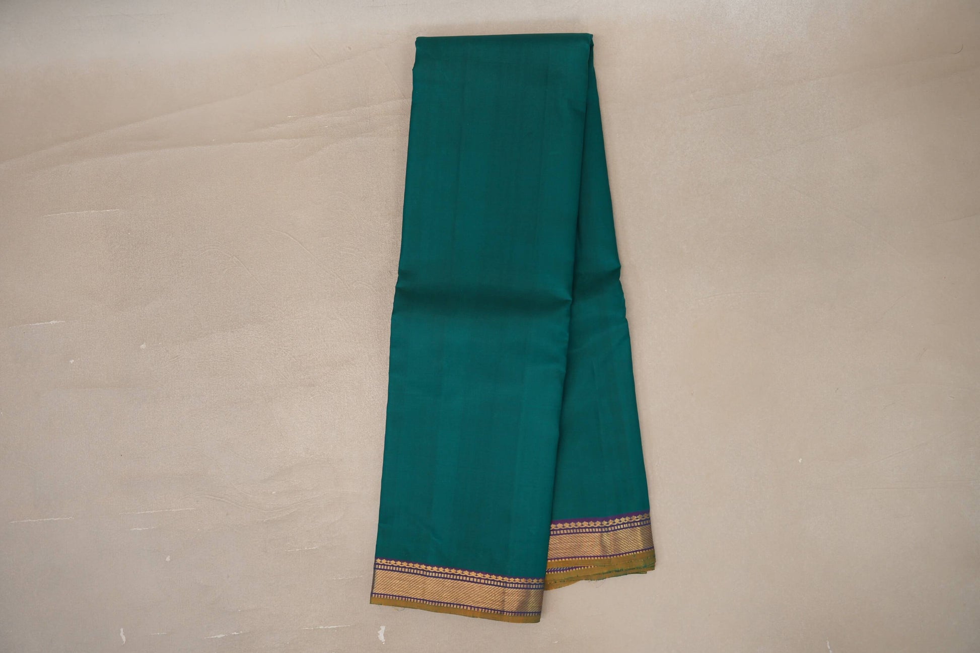 Peacock Green Vintage Kanjivaram Silk Saree by Shreenivas Silks 