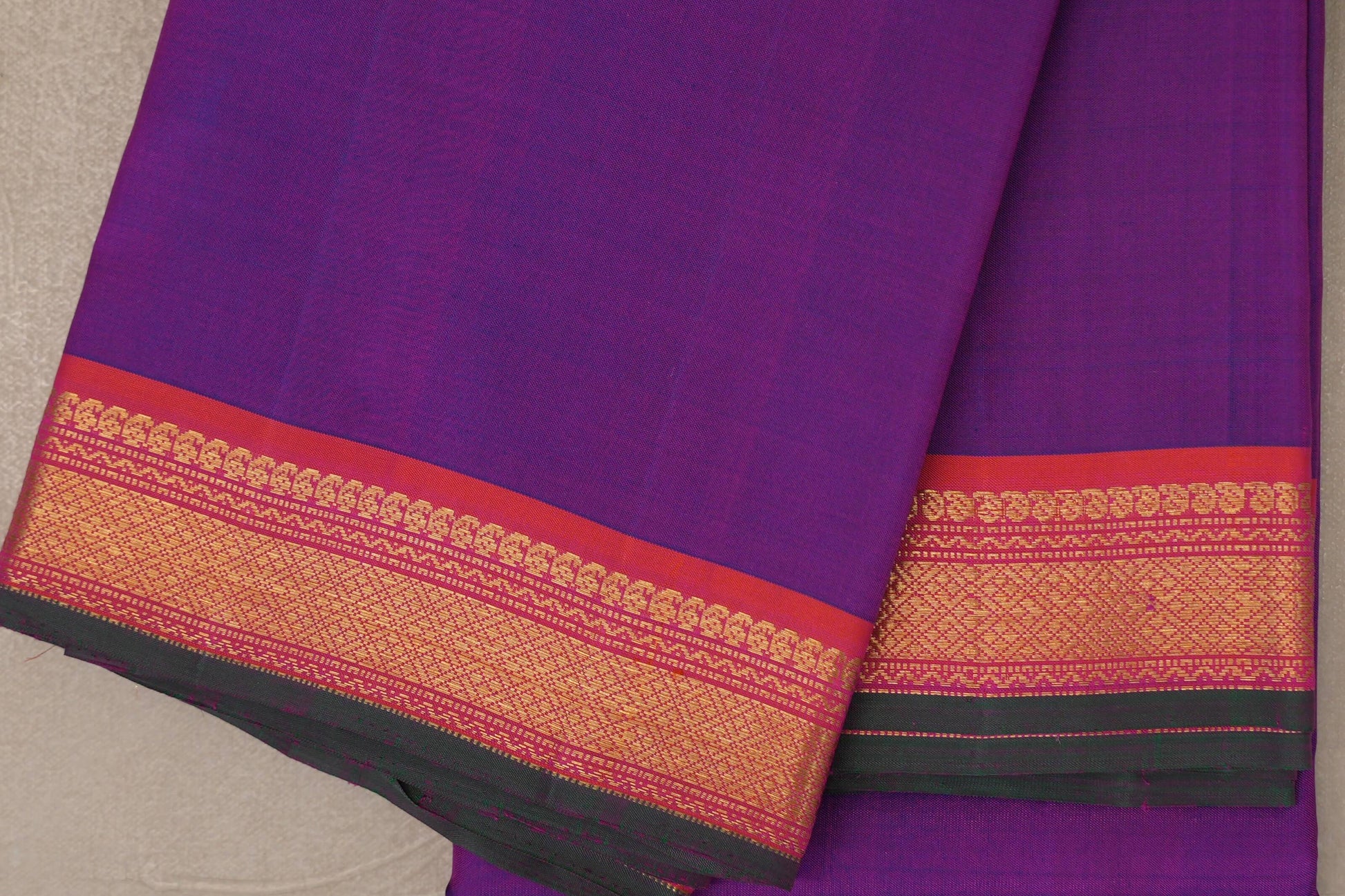 Dual Tone of Blue and Pink Vintage Kanjivaram Silk Saree by Shreenivas Silks border