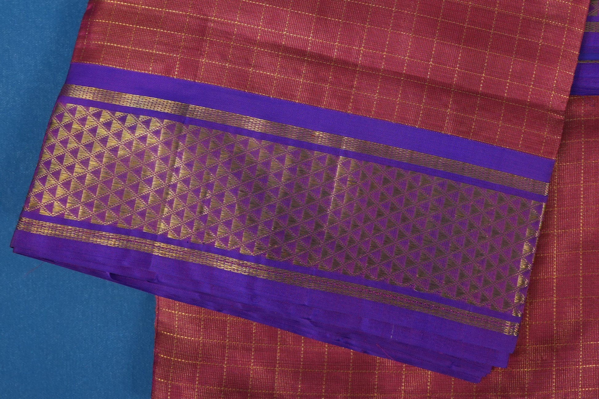 Maroon Tissue Jari Ten yards silk saree border
