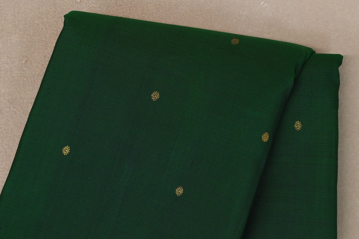 Deep Bottle Green Vintage Kanjivaram Silk Saree body