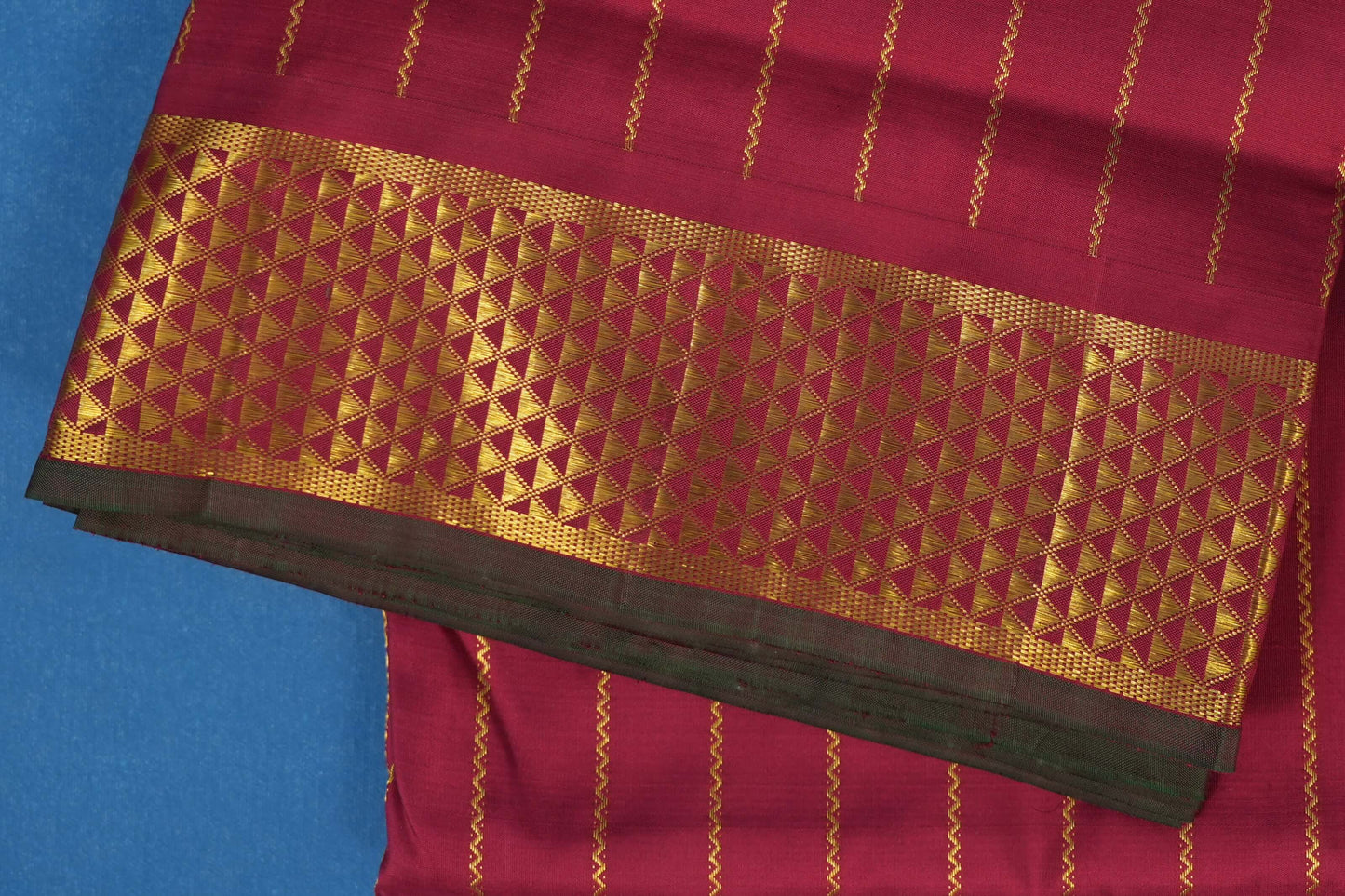 Maroon nine yards silk saree border