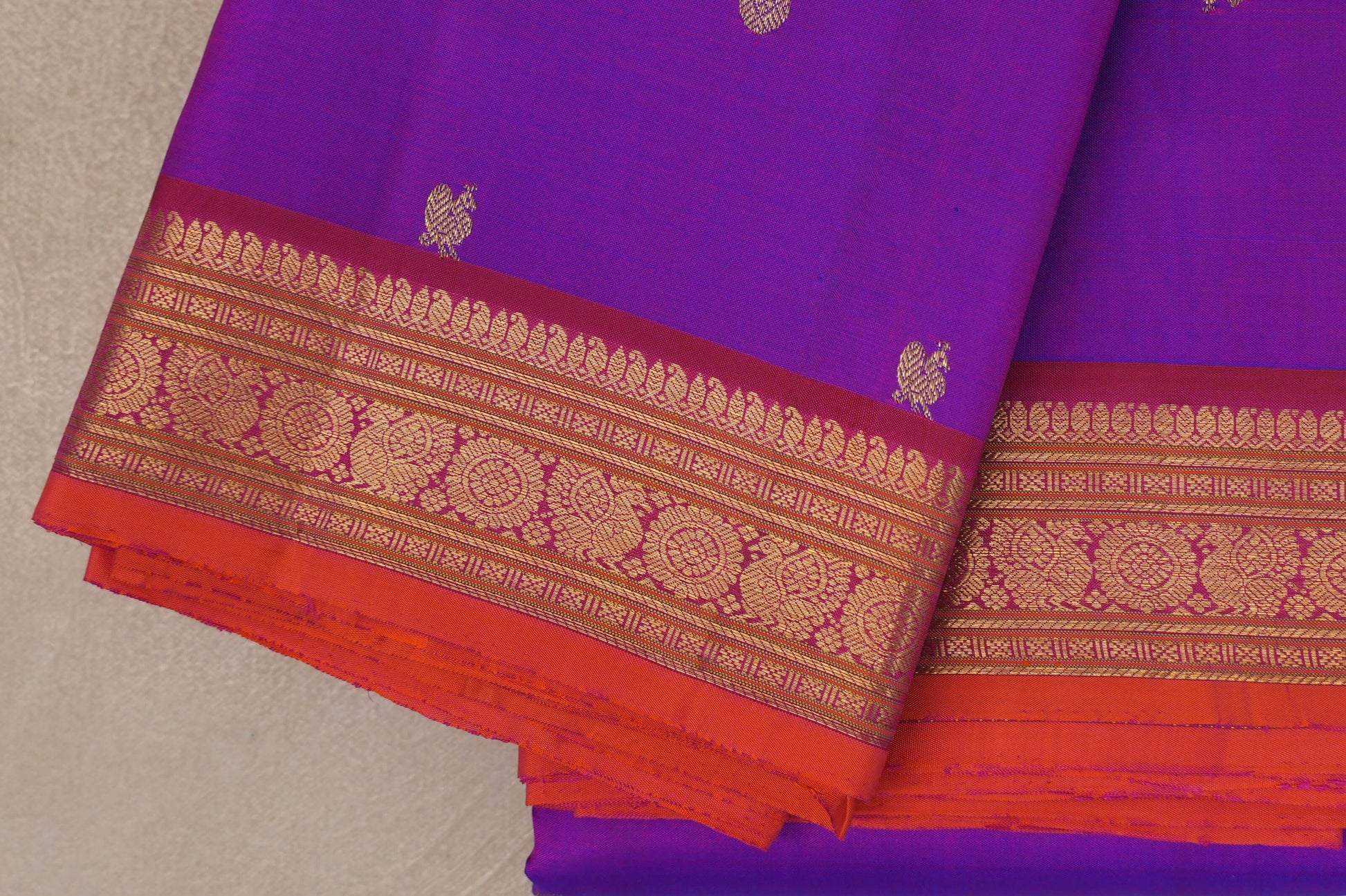 Dual Tone of Blue & Magenta Vintage Kanjivaram Silk Saree border