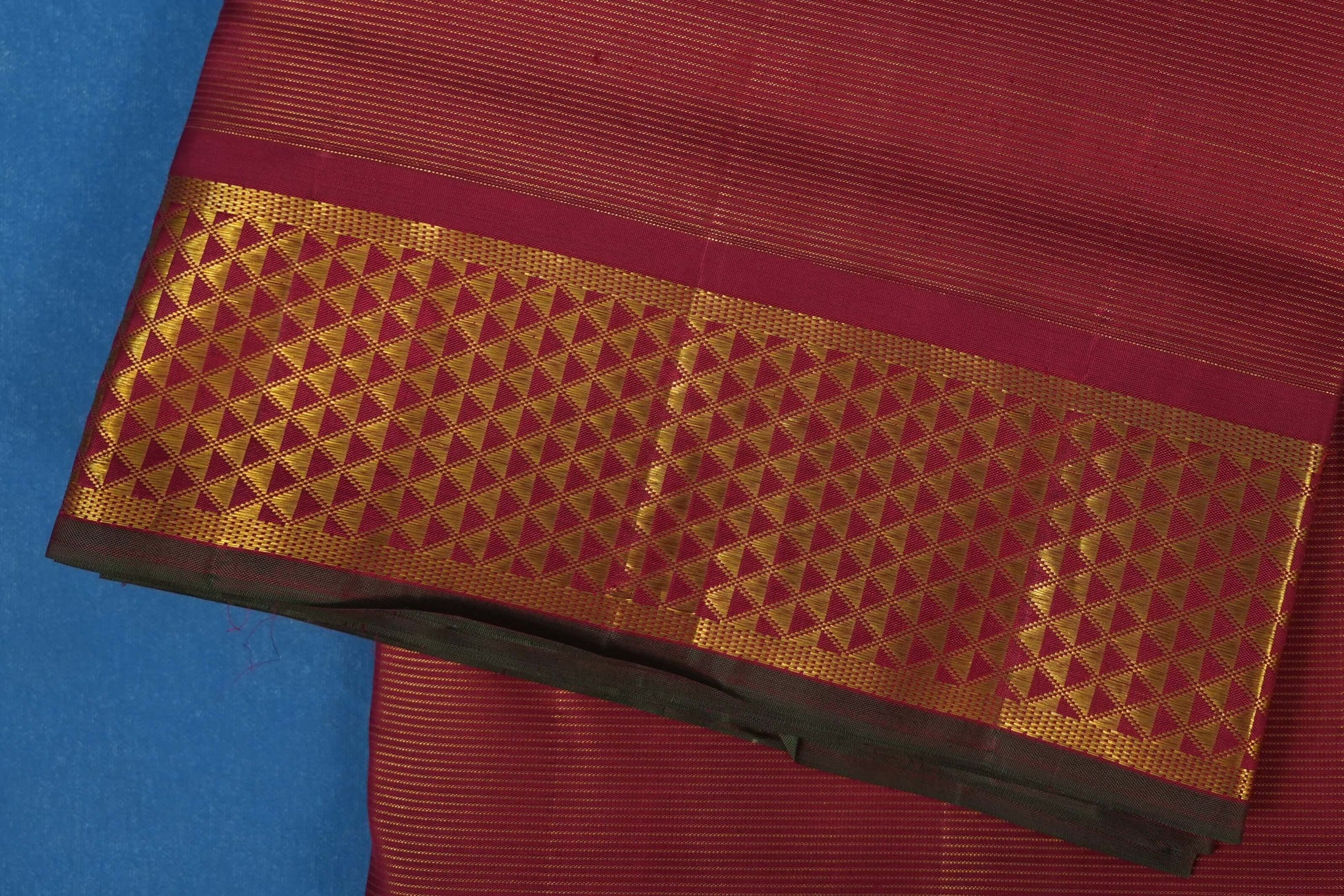 Maroon nine yards silk saree border