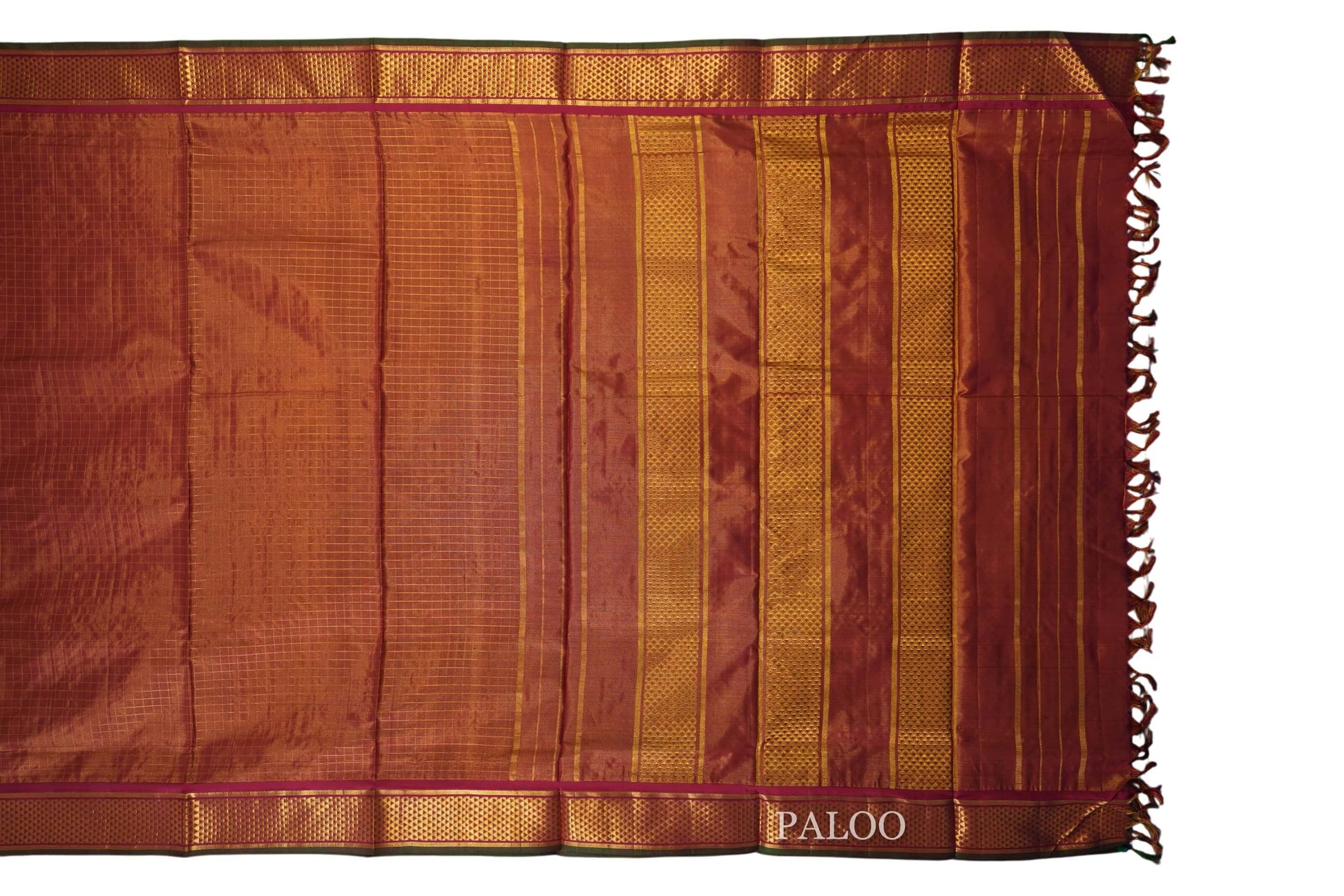 Maroon  ten yards silk saree paloo
