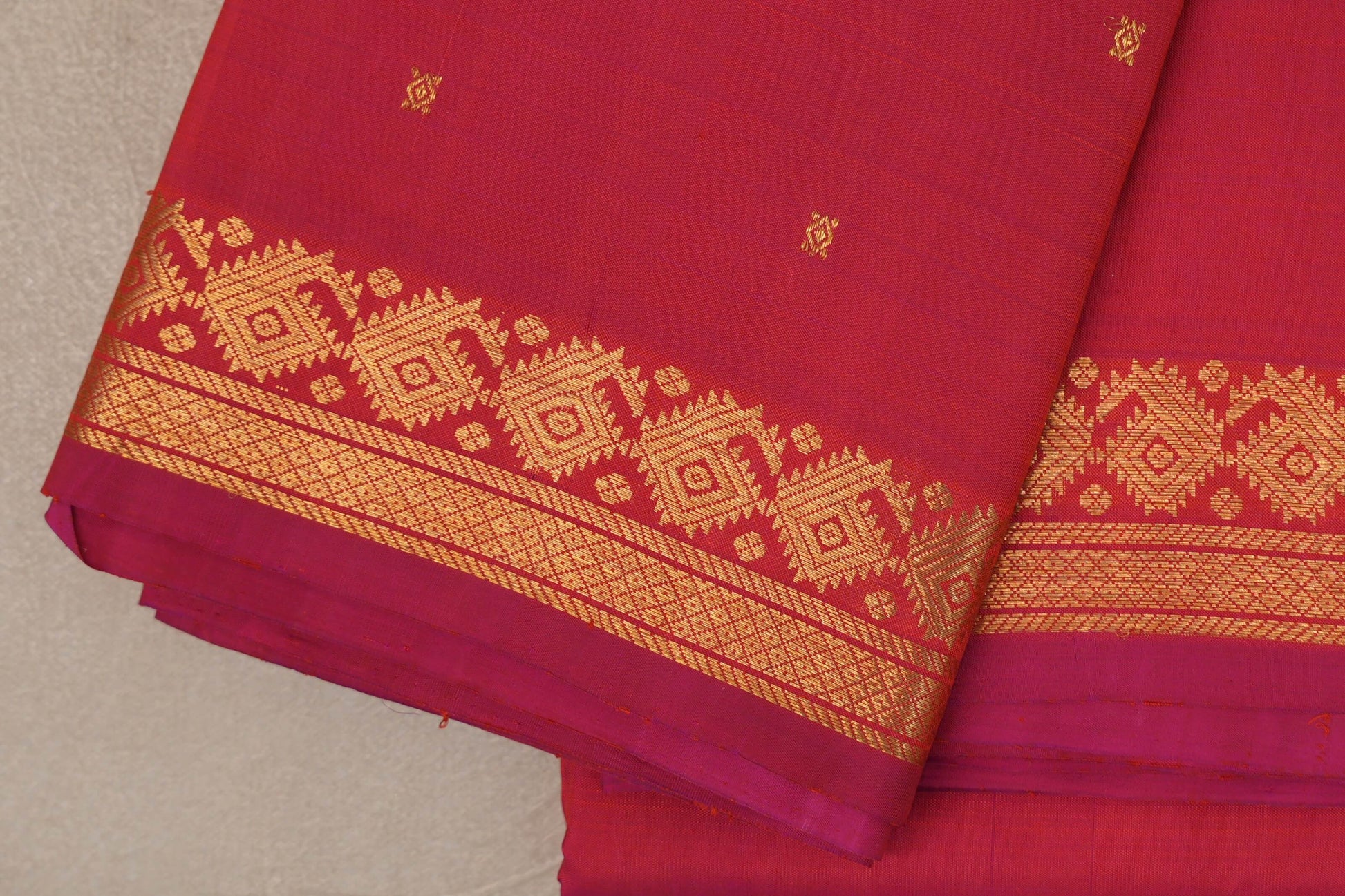 Orangish Pink Vintage Kanjivaram Silk Saree border