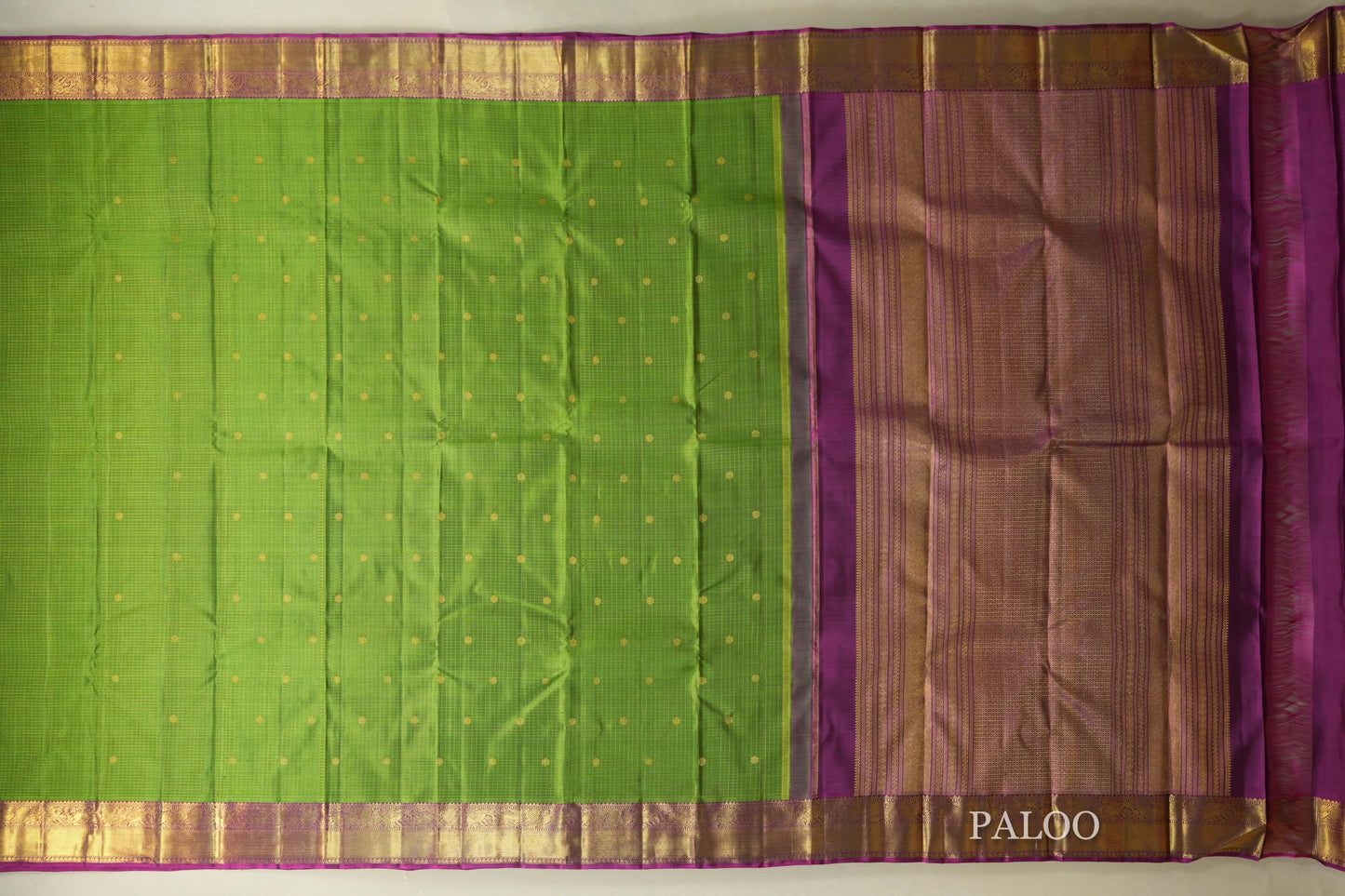Parrot Green zari checks Heirloom Kanjivaram Silk Saree paloo