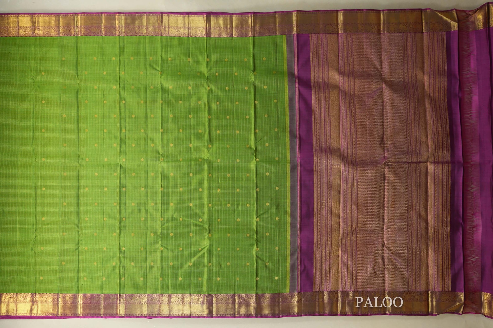 Parrot Green zari checks Heirloom Kanjivaram Silk Saree paloo