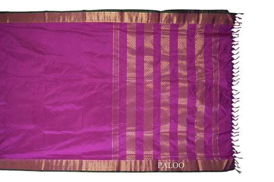 Magenta Ten yards silk saree paloo