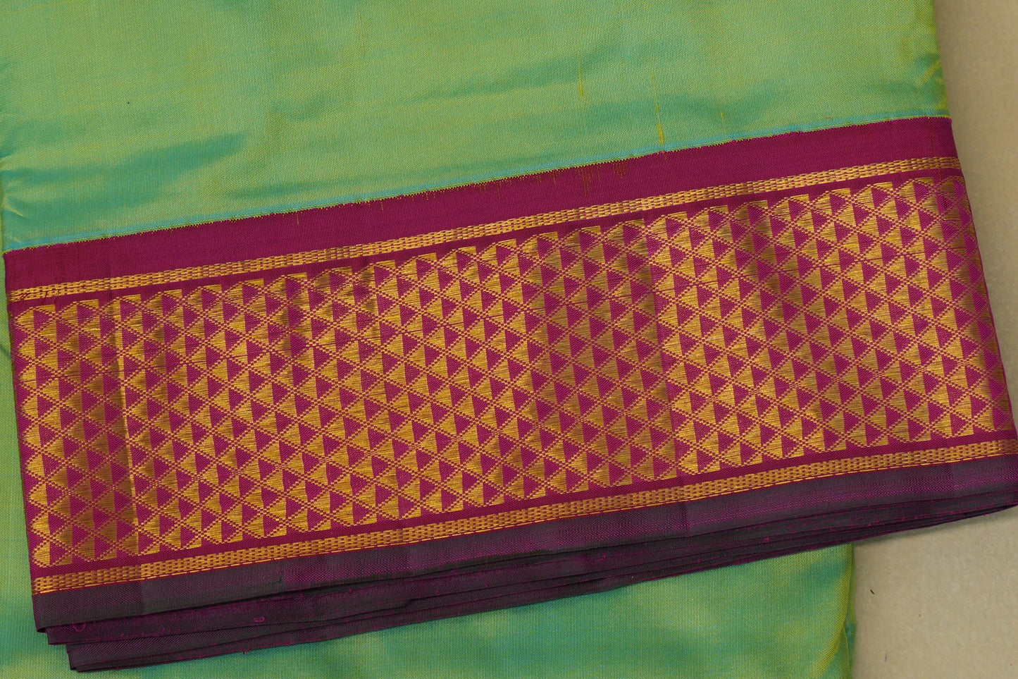 Sea Green Ten yards silk Saree  borders zoom