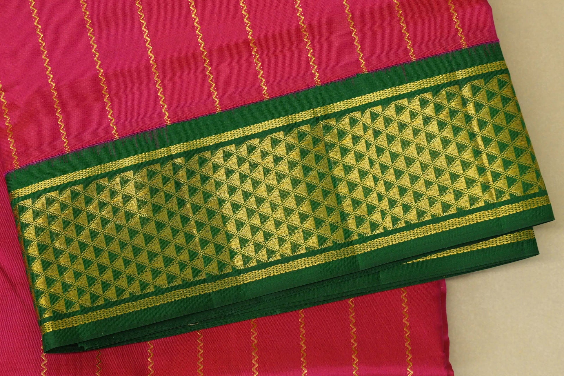 Rani Pink Ten yards silk saree border zoom