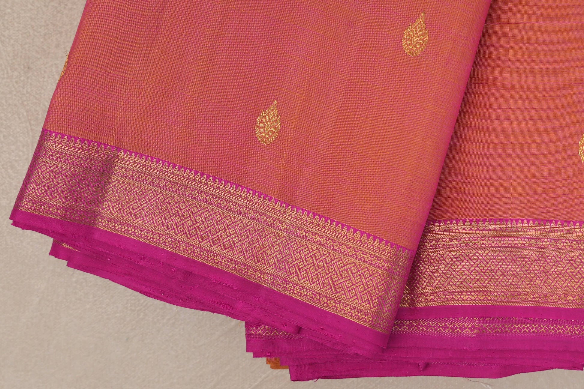 Dual Tone of Pink & Yellow Vintage Kanjivaram Silk Saree border