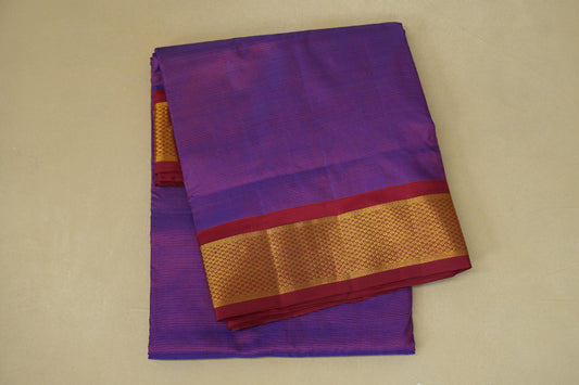 folded Dual Tone Magenta and Violet Ten yards vaira oosi silk saree