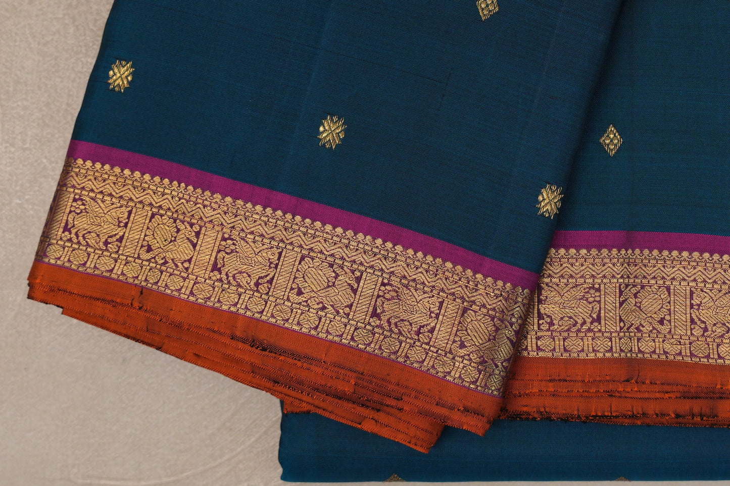 Deep Teal Vintage Kanjivaram Silk Saree border