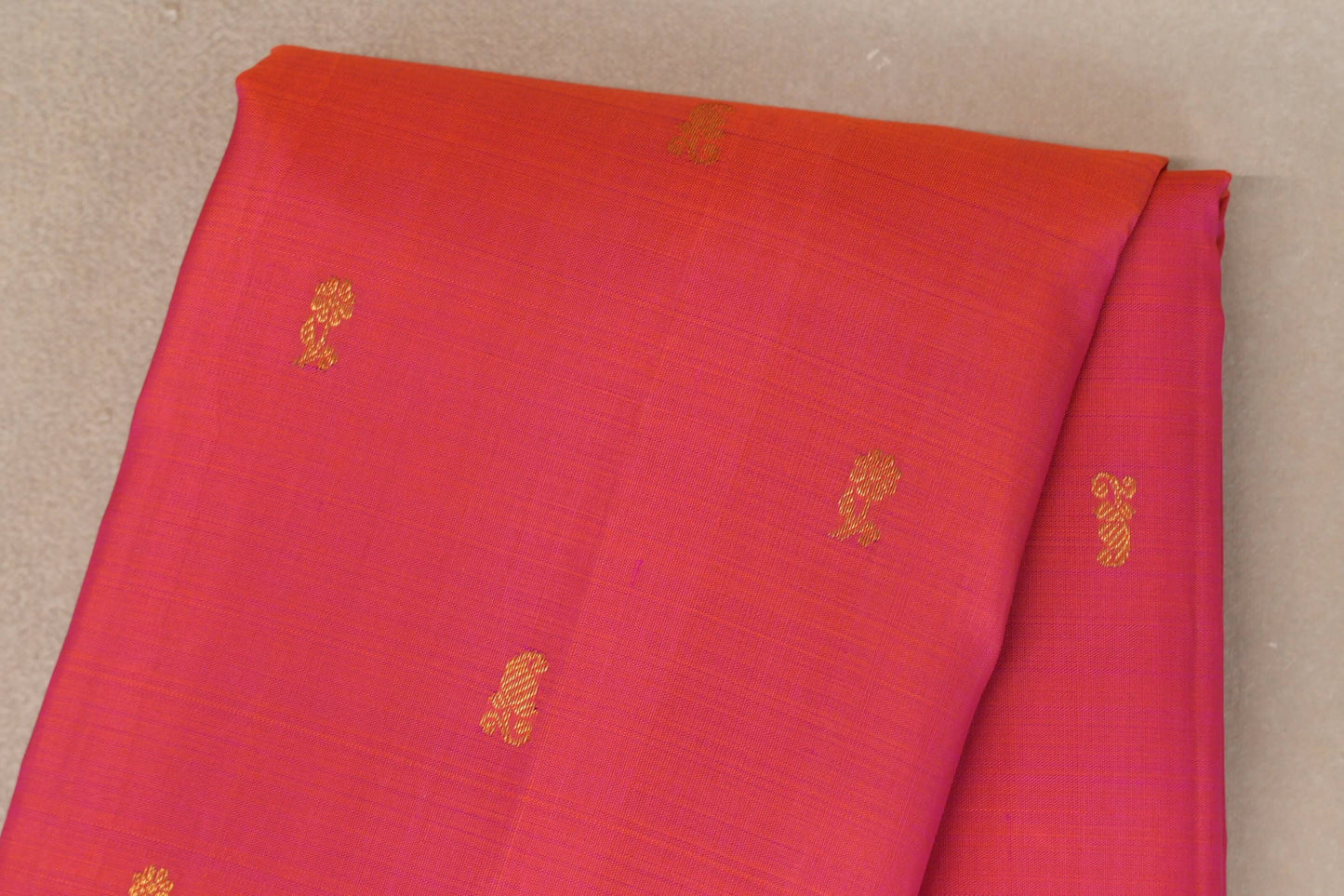 Orangish Pink Vintage Kanjivaram Silk Saree body