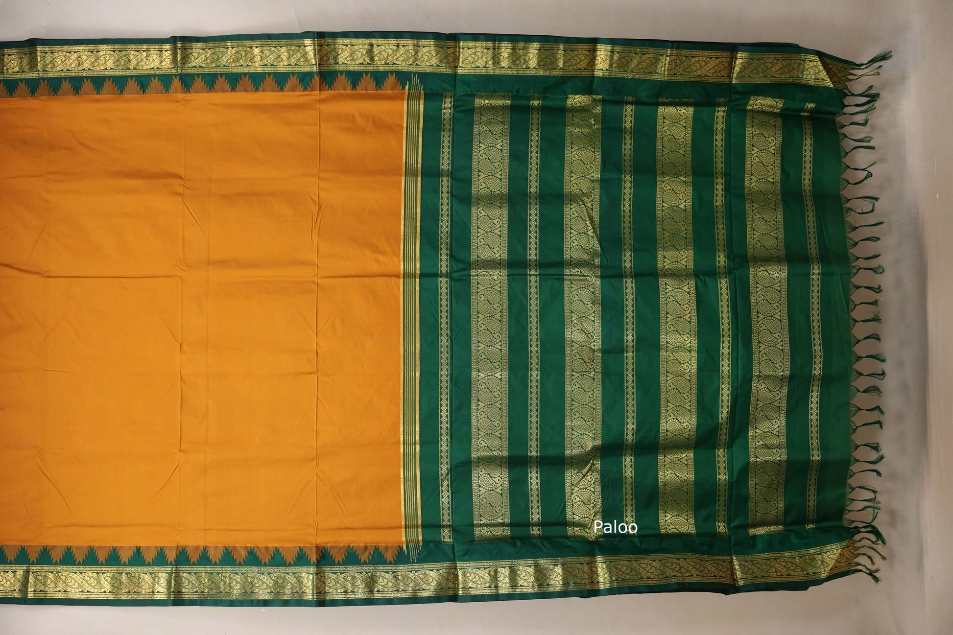 Mustard with Bottle Green borders Ten yards silk saree paloo