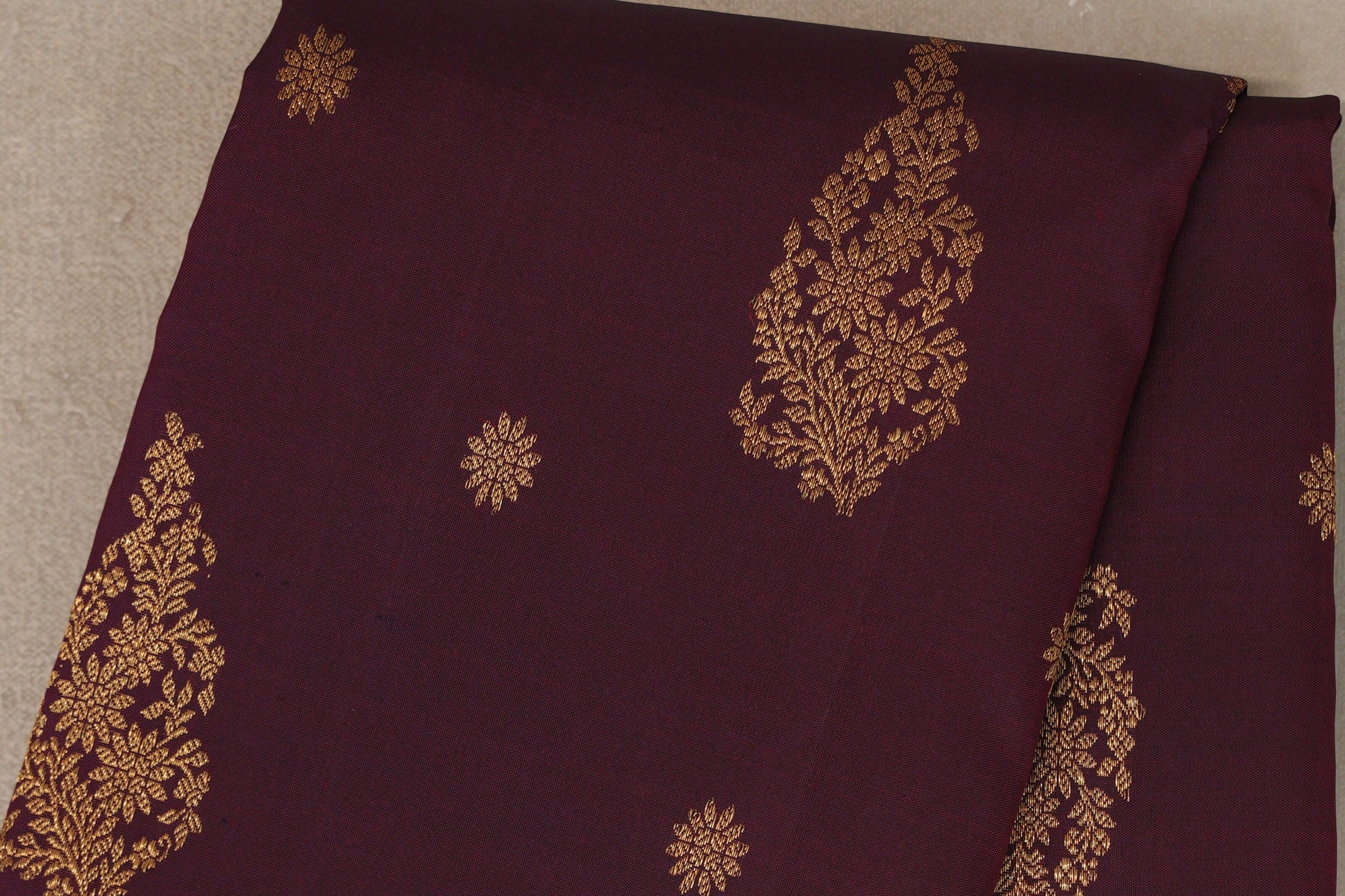 Reddish Maroon Vintage Kanjivaram Silk Saree body
