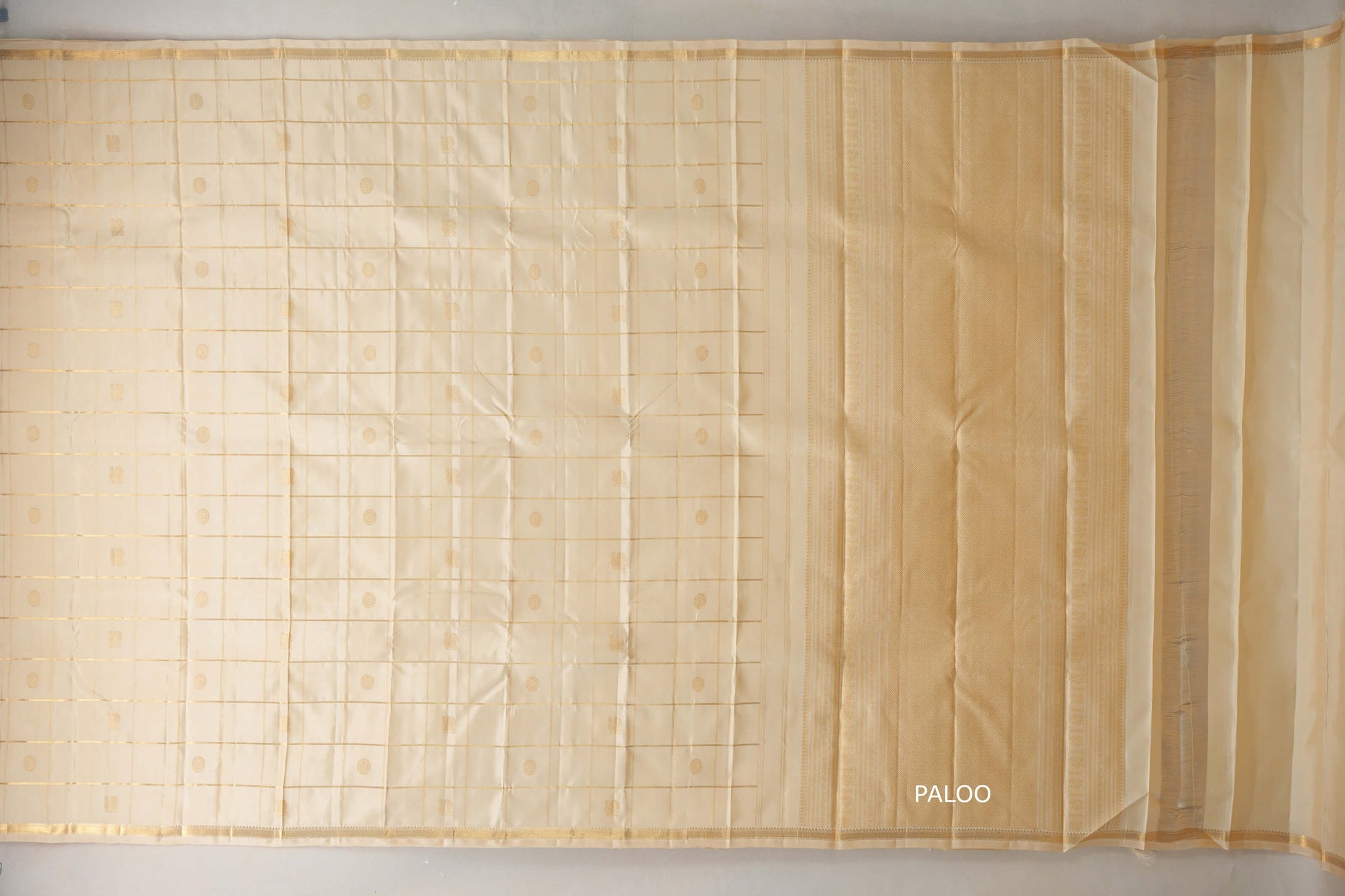 Cream Vintage Kanjivaram Silk Saree paloo