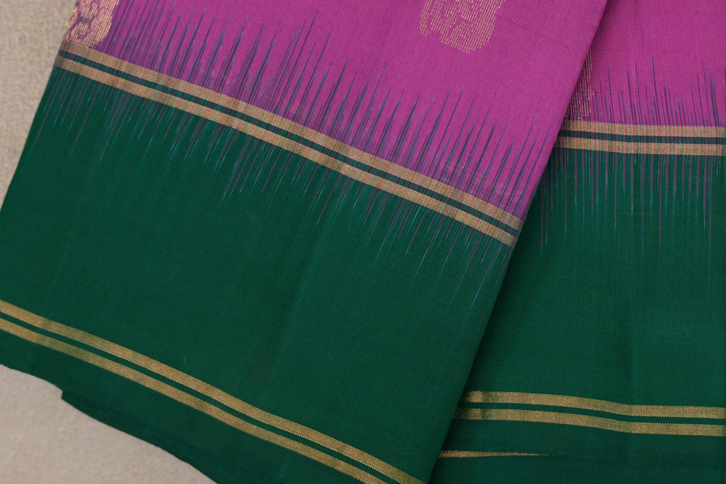 Amaranth Pink Light Weight Kanchipuram Silk Saree border