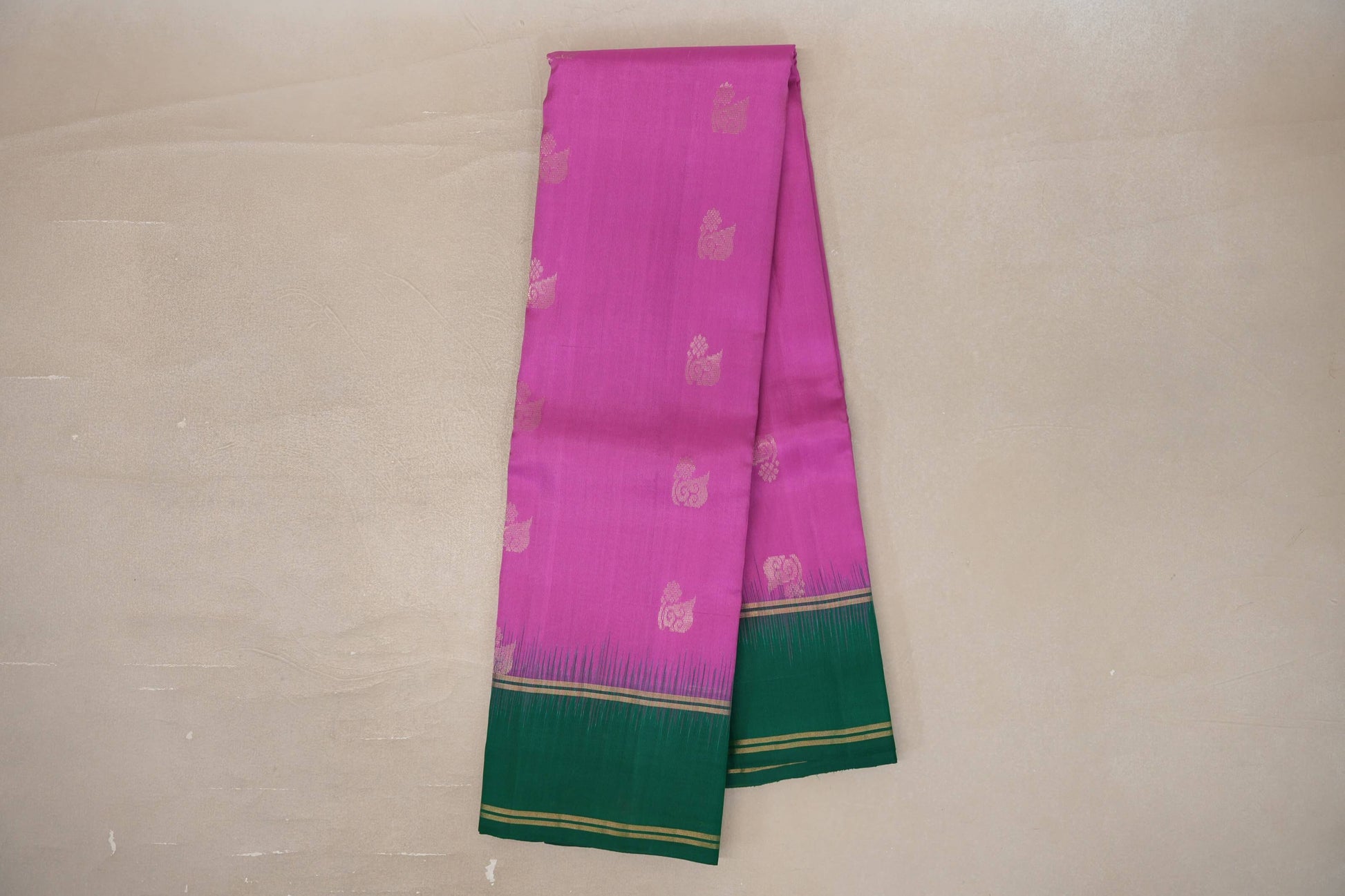 Online Amaranth Pink with Forest Green Borders Light Weight Kanchipuram Silk Saree