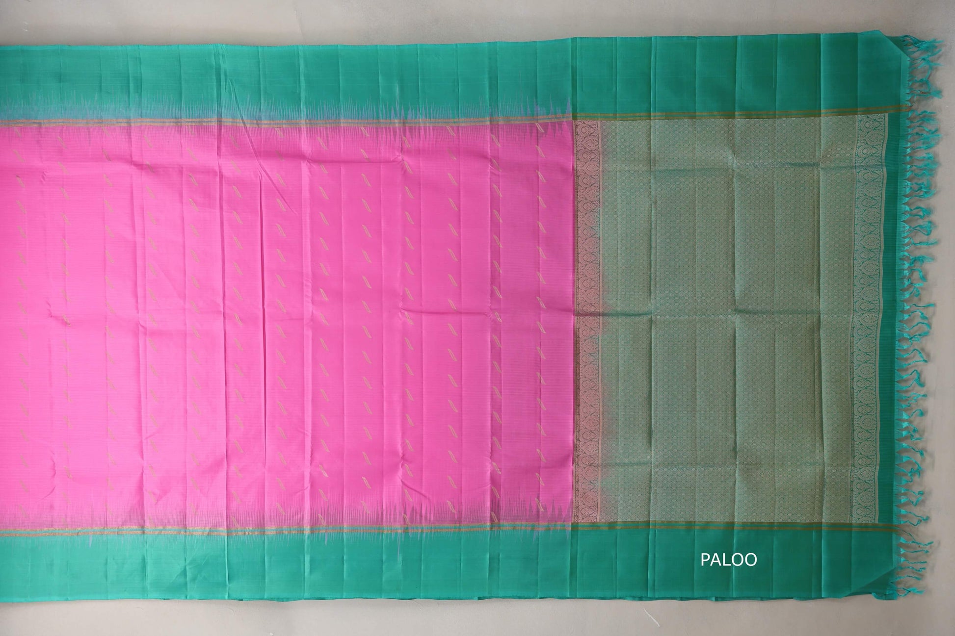 Bright Pink with Rama Green Borders Light Weight Kanchipuram Silk Saree paloo