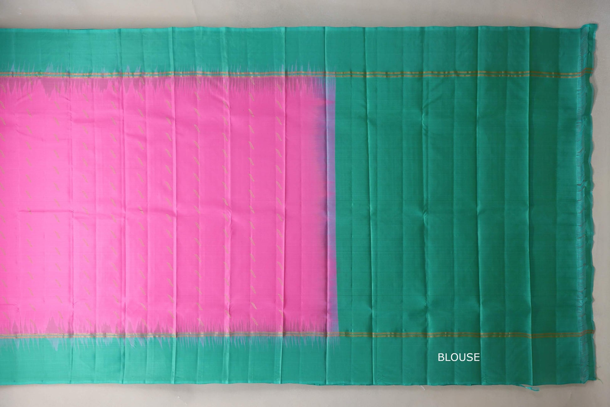 Bright Pink with Rama Green Borders Light Weight Kanchipuram Silk Saree blouse
