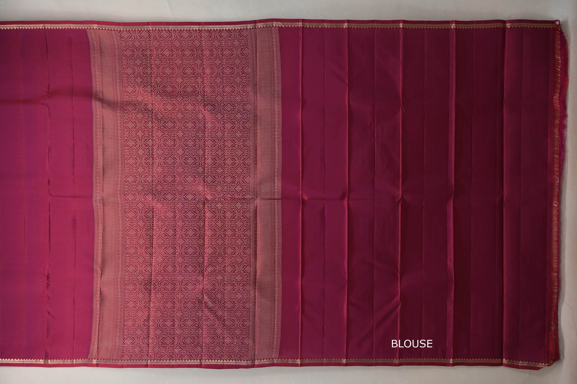 Dual Tone of Red & Purple Light Weight Kanchipuram Silk Saree blouse