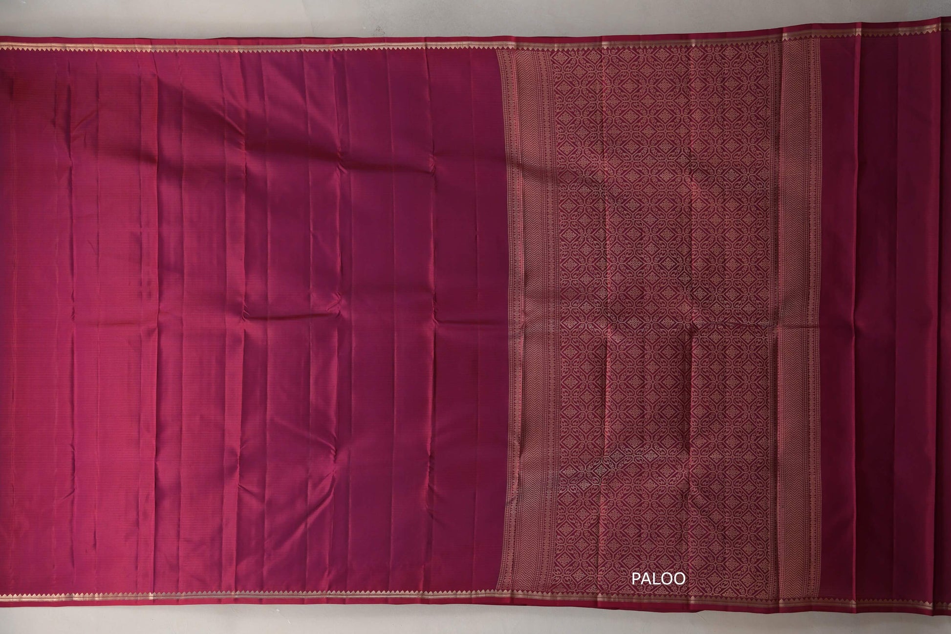 Dual Tone of Red & Purple Light Weight Kanchipuram Silk Saree paloo