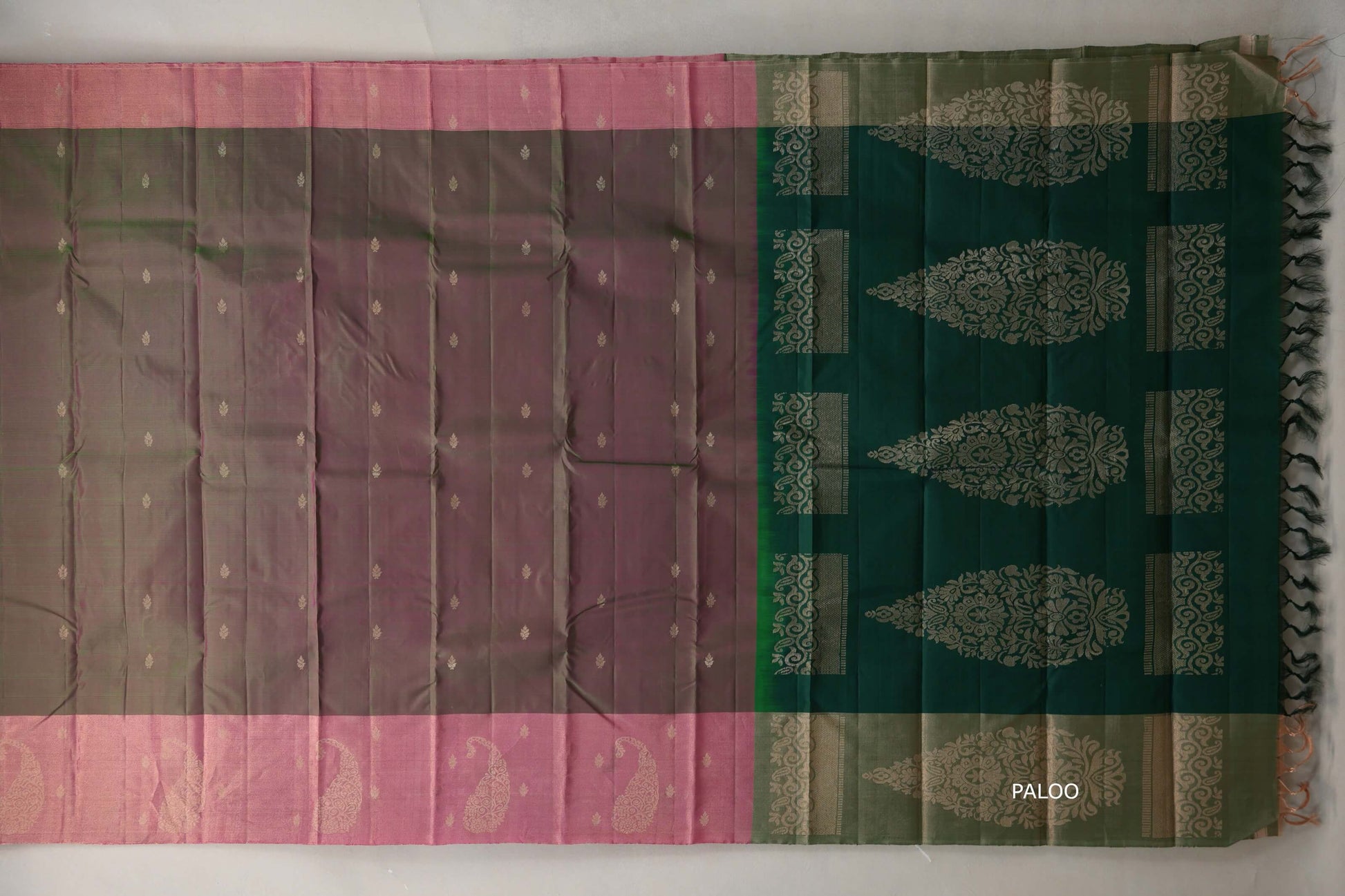 Dual Tone of Pink & Green with Dusty Pink Borders Light Weight Kanchipuram Silk Saree paloo