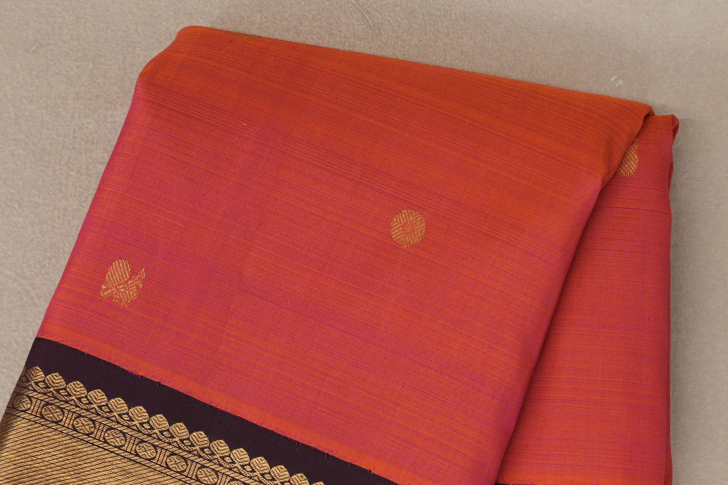 Dual Tone of Orange & Pink Plant Based Kanjivaram Silk Saree body