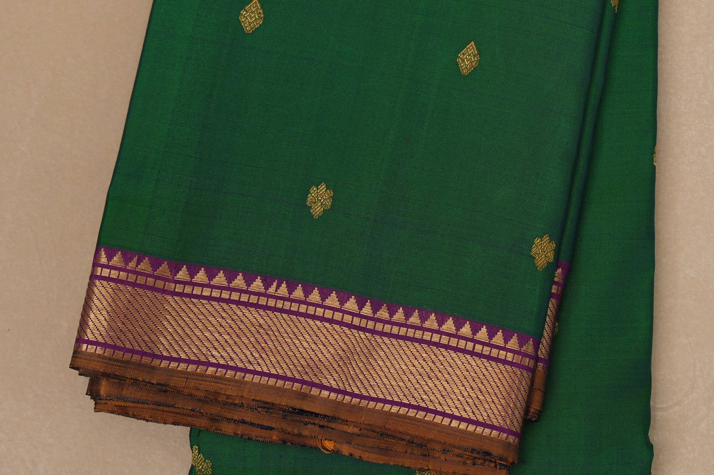 Peacock green Vintage Kanjivaram Silk Saree border