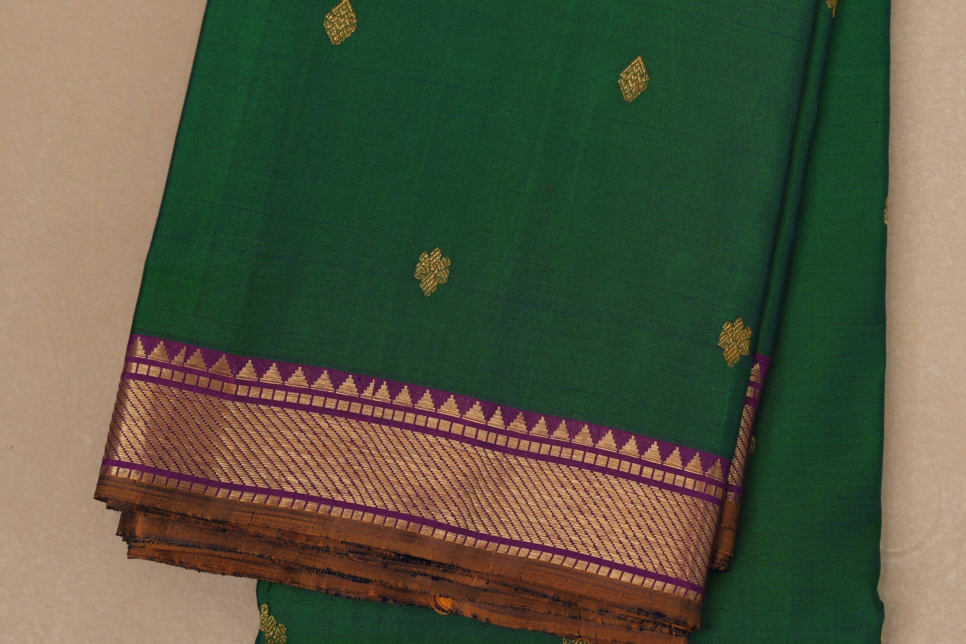 Peacock green Vintage Kanjivaram Silk Saree border