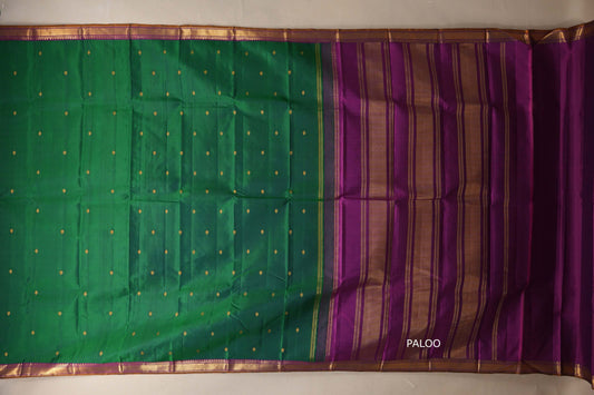 Peacock green Vintage Kanjivaram Silk Saree paloo