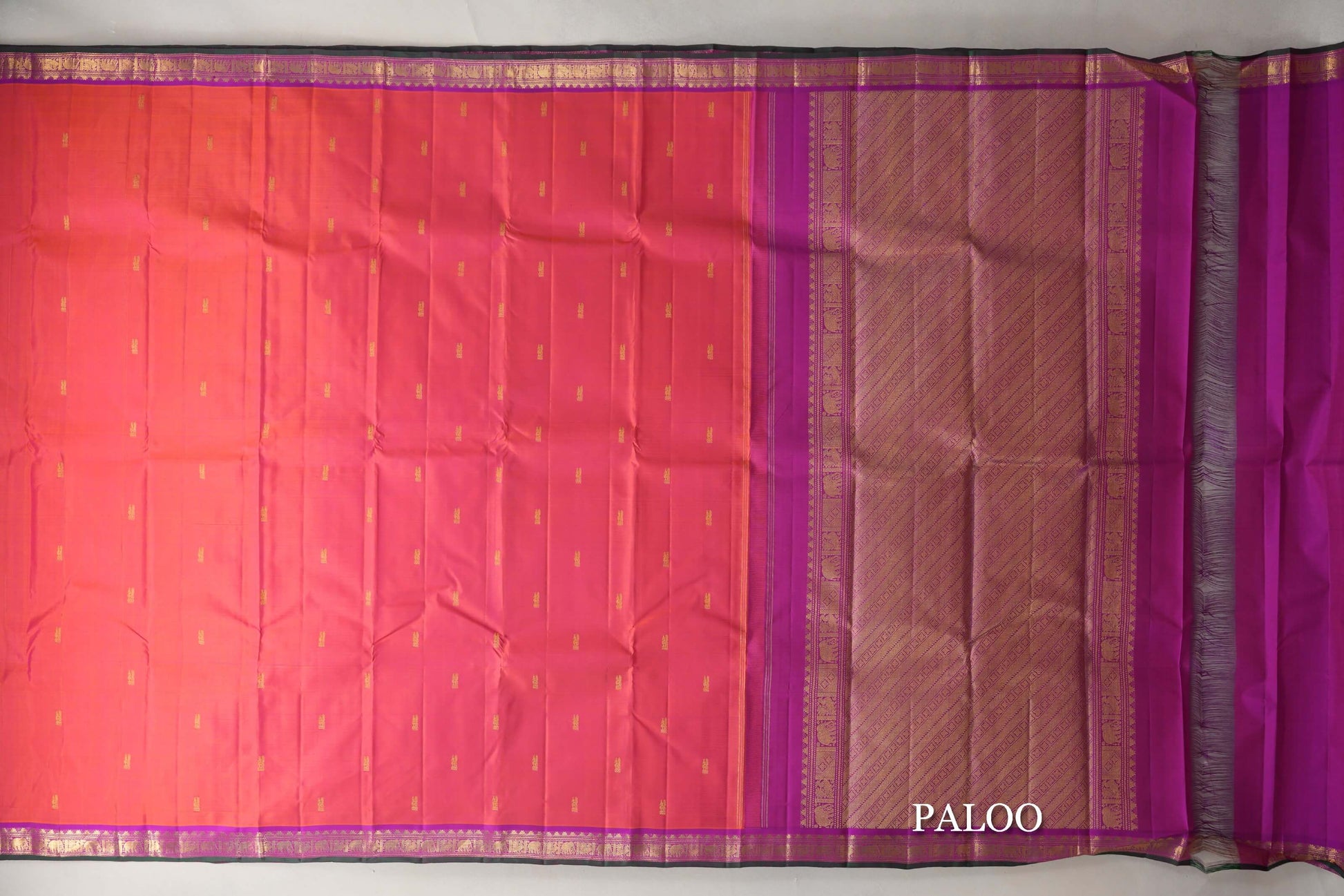 Dual Tone of Orange & Pink with Magenta with Bottle Green Selvedge Borders Vintage Kanjivaram Silk Saree paloo