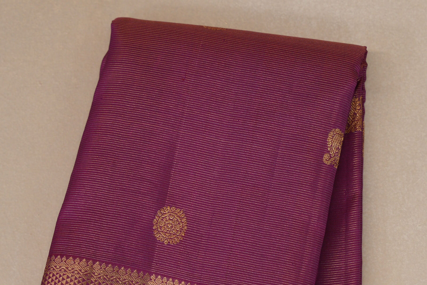 Deep Magenta with Dark Green Selvedge Borders Vaira Oosi Vintage Kanjivaram Silk Saree by Shreenivas Silks PSSR018704
