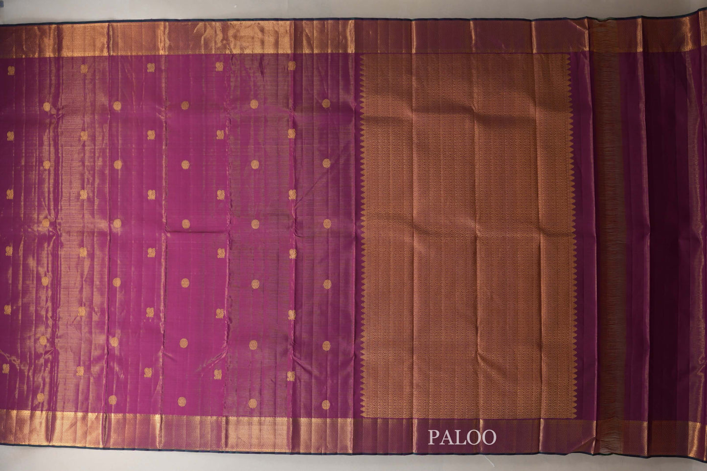 Deep Magenta with Dark Green Selvedge Borders Vaira Oosi Vintage Kanjivaram Silk Saree by Shreenivas Silks PSSR018704