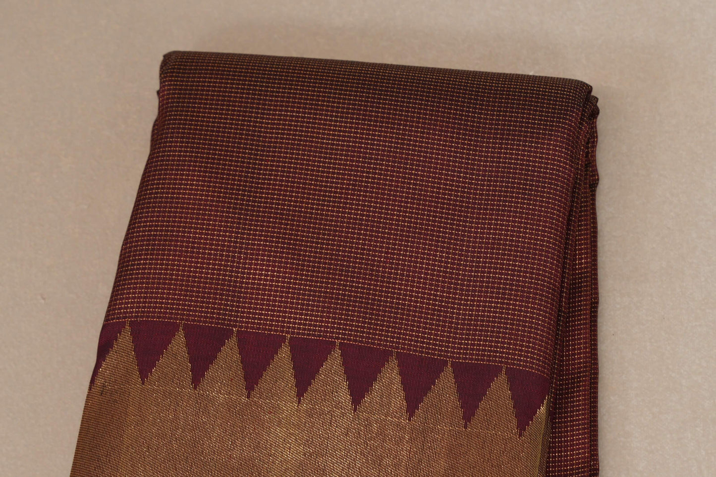 Deep Maroon Temple Borders Vintage Kanjivaram Silk Saree body zoom