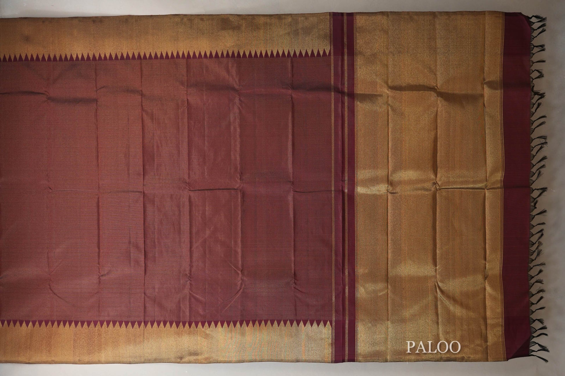 Deep Maroon Temple Borders Vintage Kanjivaram Silk Saree paloo