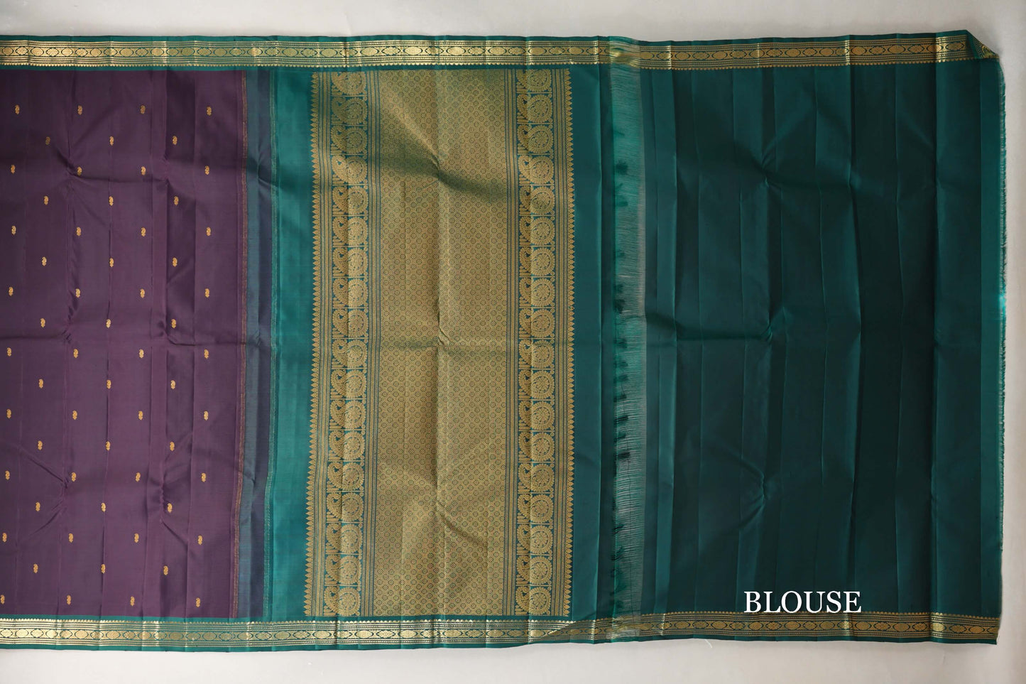 Kanchana Brown with Emerald Green Borders Vintage Kanjivaram Silk Saree blouse